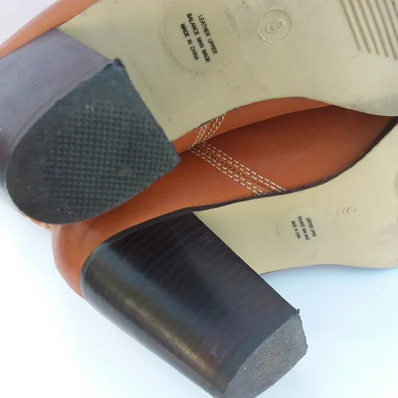 Seychelles Tan Heeled Boots with Floral Embroidery 9 - Picture 8 of 9